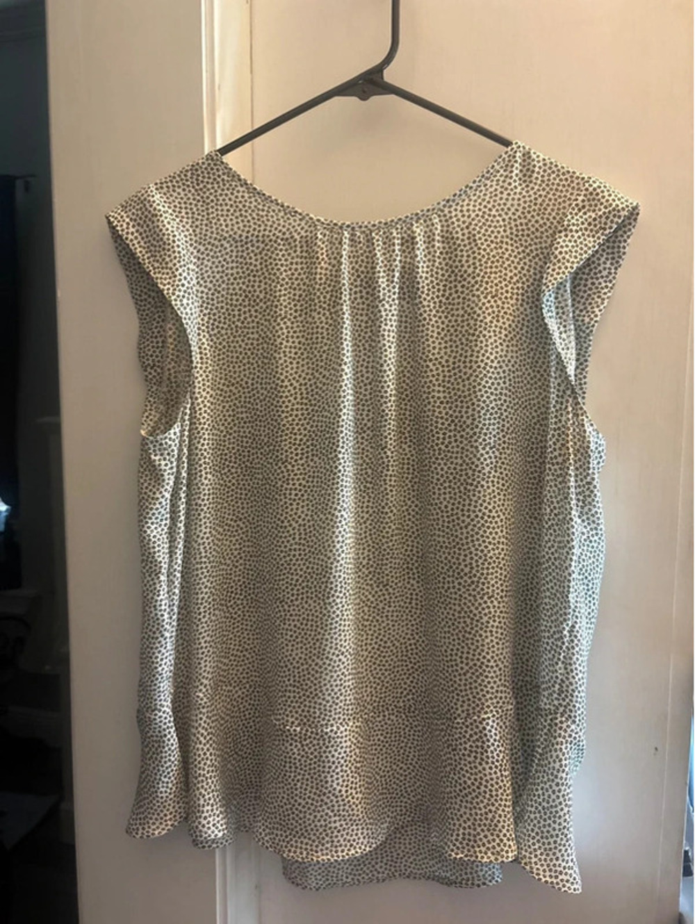 Loft size, small dressy flowey shirt